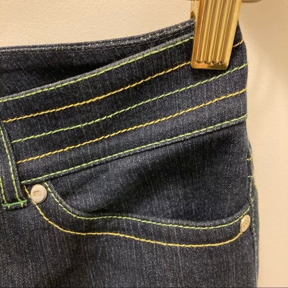 ESCADA Sz 30 Jeans Straight Leg Dark Wash w/ Green Yellow Decorative Stitching - Picture 10 of 10